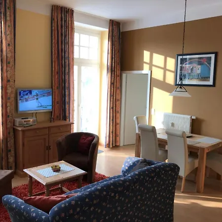 Haus Am Park - 48-10